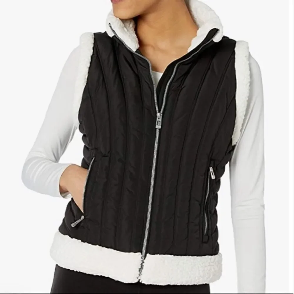 : : Calvin Klein Performance Sherpa Wool Style Trimmed Vest Jacket : :